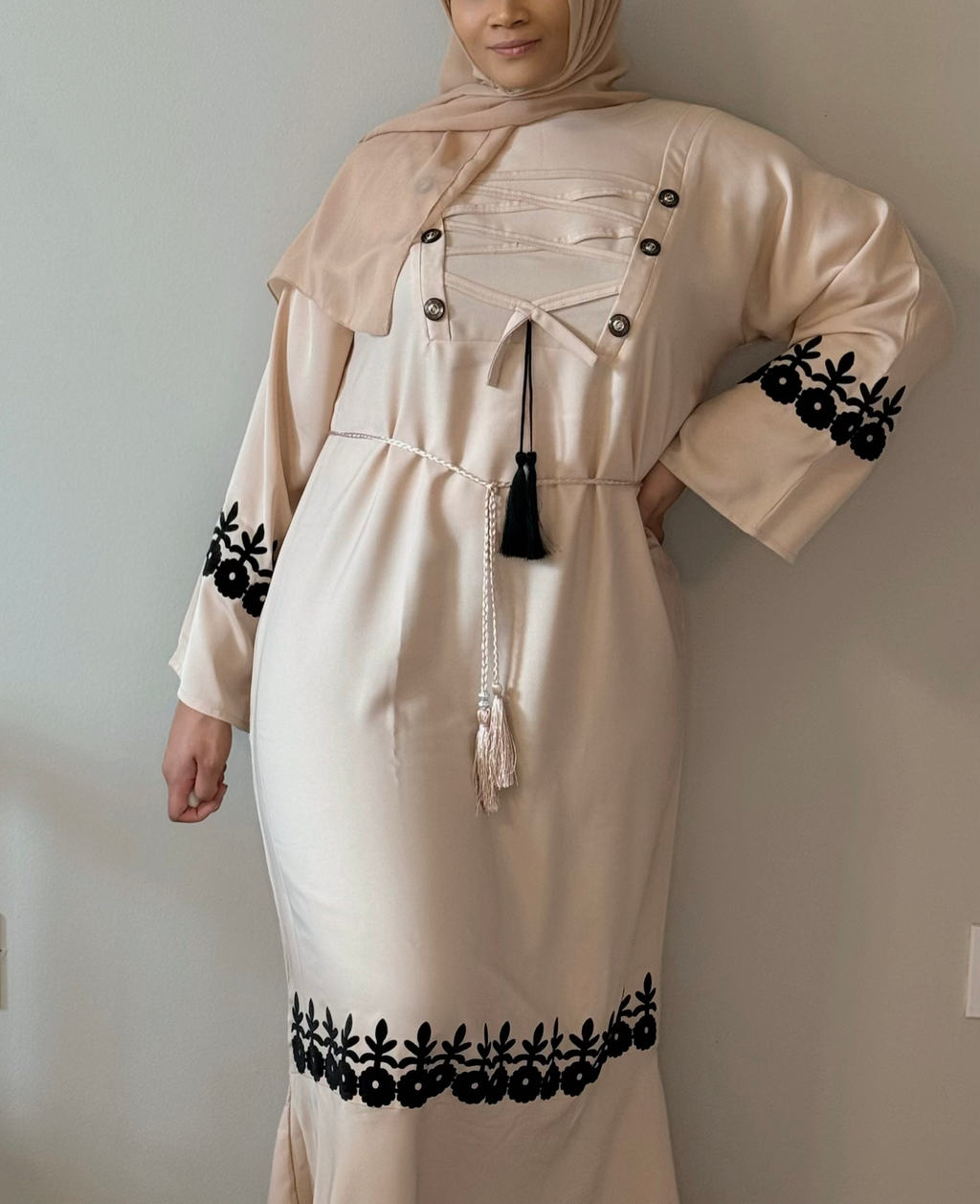 Yara Abaya image 1