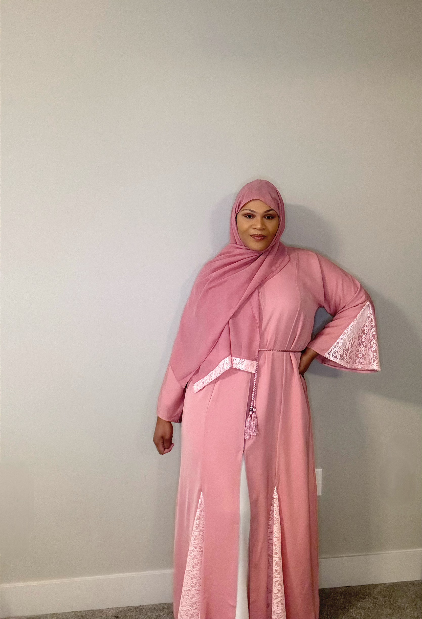 Daniyah Abaya image 1